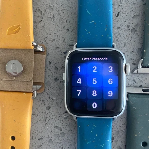 Apple Watch bands - Picture 5 of 7